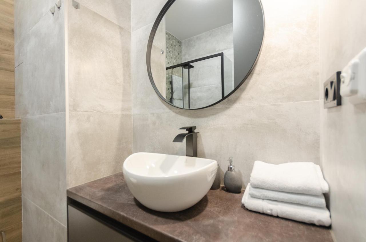 Apartment Petrovdom 12-131b In Rc 